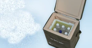 ICE Slurry Maker：保冷ボックスにペットボトルと蓄冷剤をセットしたアイススラリー生成キットの外観